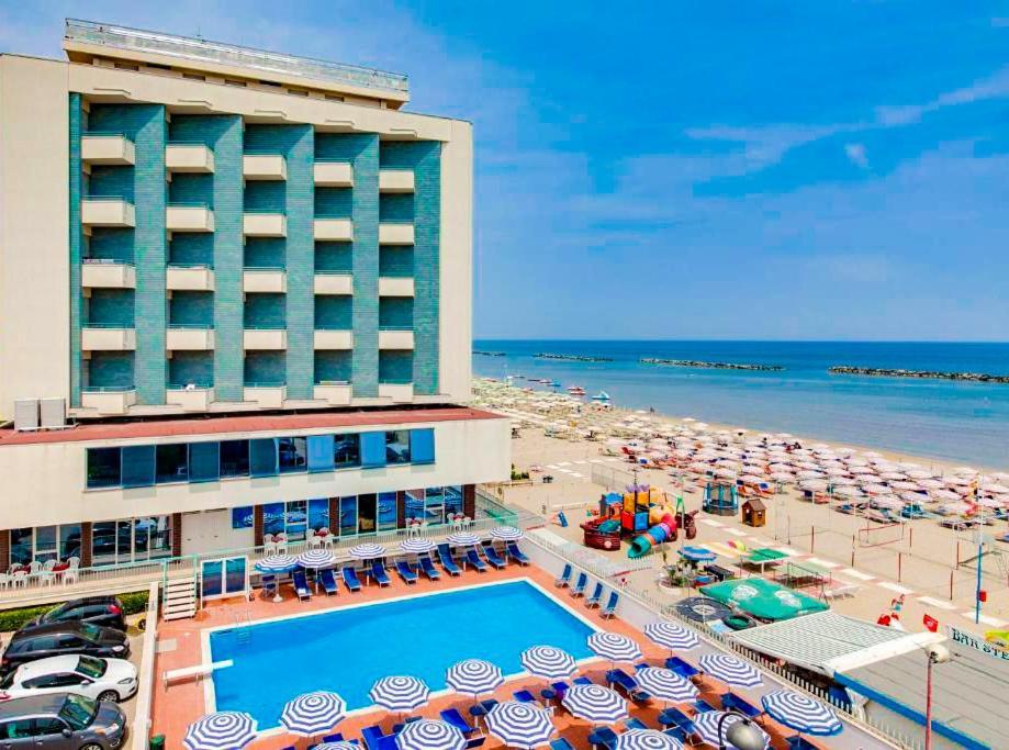 Hotel Majestic Bellaria-Igea Marina Extérieur photo