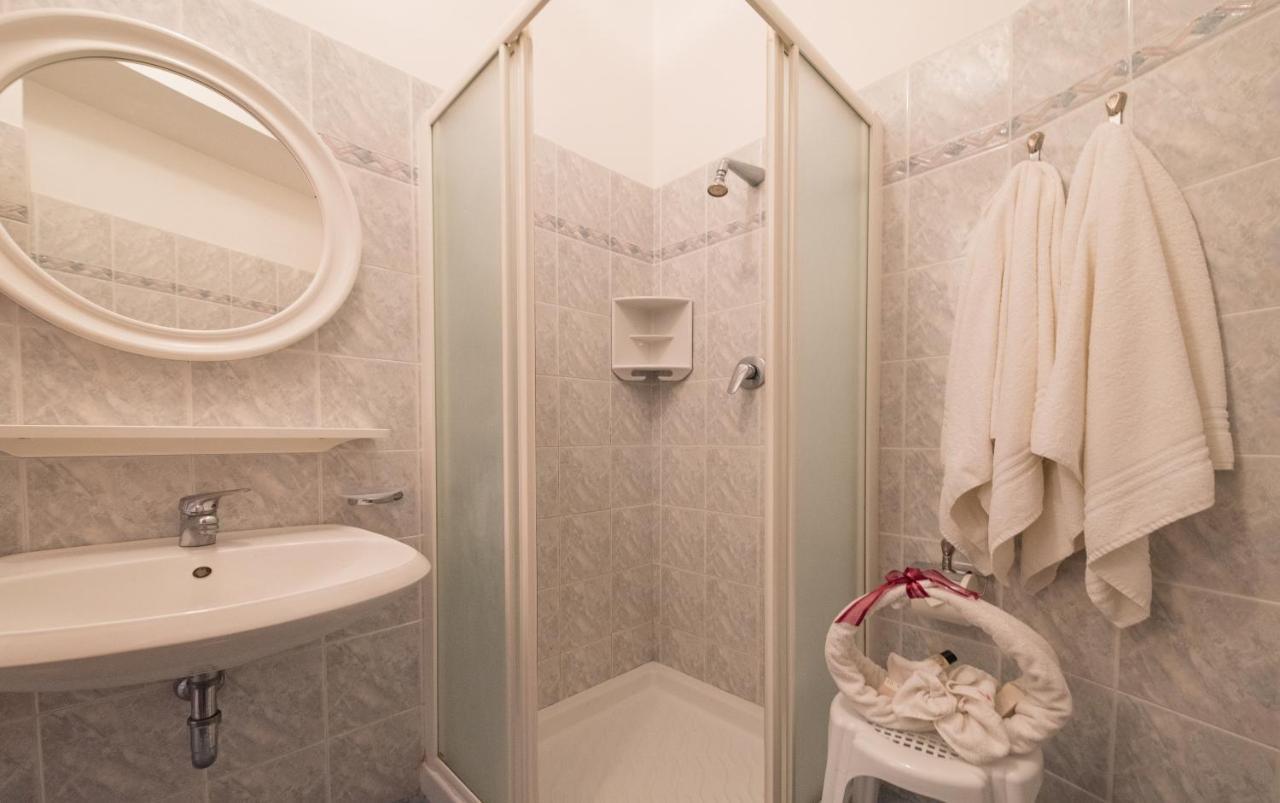 Hotel Majestic Bellaria-Igea Marina Extérieur photo